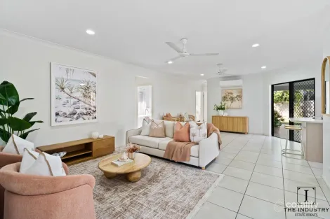Property photo of 12 Landsborough Drive Smithfield QLD 4878