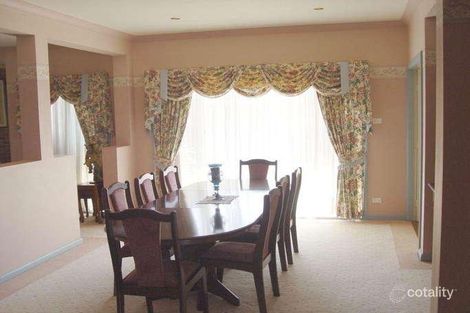 Property photo of 31 Figtree Crescent Glen Alpine NSW 2560