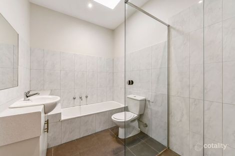 Property photo of 2/211A Koornang Road Carnegie VIC 3163