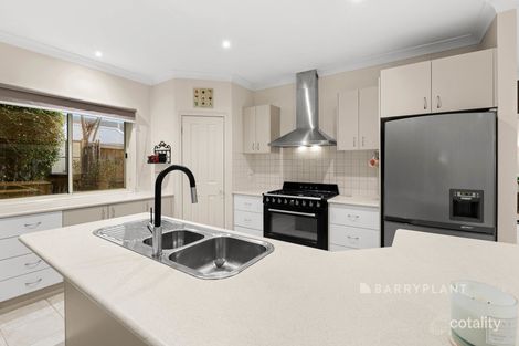 Property photo of 6 Eucumbene Drive Berwick VIC 3806