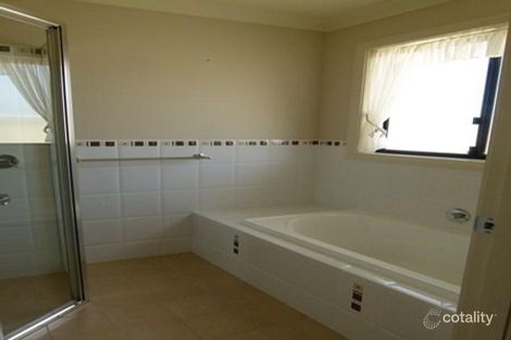 Property photo of 8 Dunstan Close Forbes NSW 2871