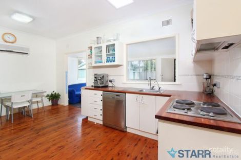 Property photo of 11 Oklahoma Avenue Toongabbie NSW 2146