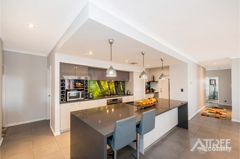Property photo of 15 Napoli Avenue Piara Waters WA 6112