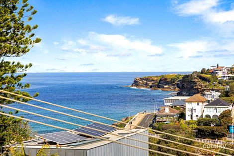 Property photo of 19 Carlisle Street Tamarama NSW 2026
