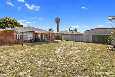 Property photo of 4 Narang Gardens Maddington WA 6109