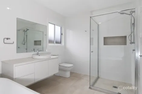 Property photo of 92 Robertson Road Killarney Vale NSW 2261