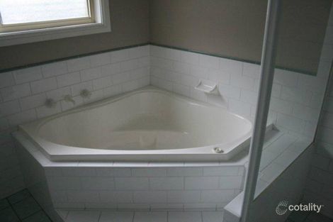 Property photo of 15 Wynyard Avenue Rossmore NSW 2557