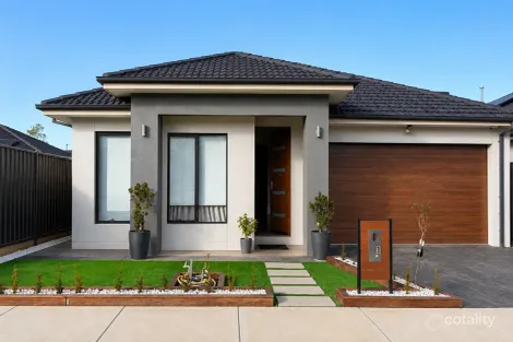 3 Headingley Gr, Strathtulloh, VIC 3338
