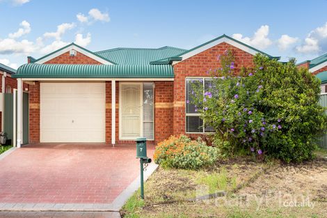 7 The Crescent, Point Cook, VIC 3030