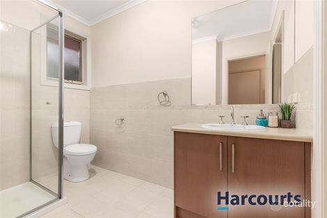 Property photo of 15 Olinda Grove Oakleigh South VIC 3167