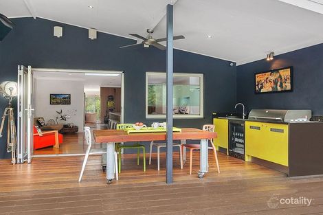 Property photo of 111 Gondola Road North Narrabeen NSW 2101