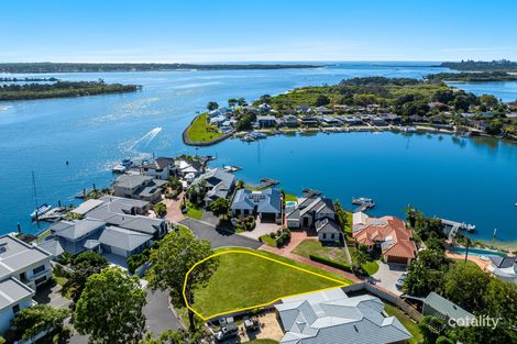 6 Edgewater Cl, Yamba, NSW 2464