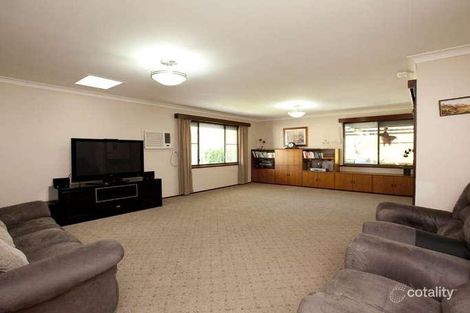 Property photo of 15 Albrecht Place Thornlie WA 6108