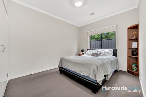 Property photo of 6 Wilkiea Crescent Cranbourne North VIC 3977