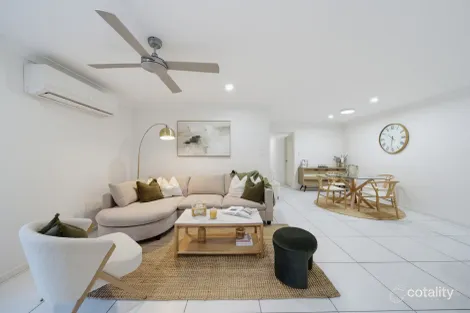 Property photo of 5 Sevenhill Place Doolandella QLD 4077