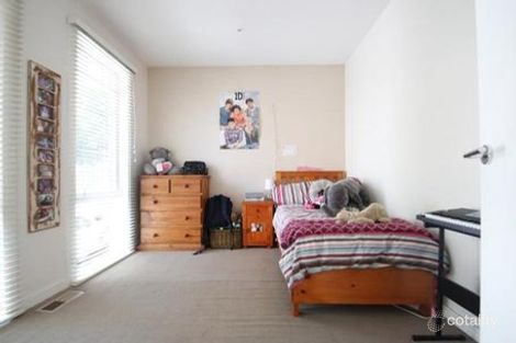 Property photo of 2/63 Hall Street Ormond VIC 3204