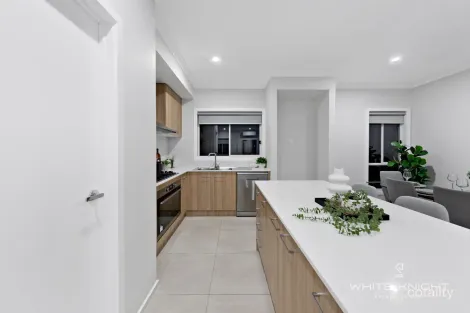 Property photo of 46 Diamond Parade Cobblebank VIC 3338