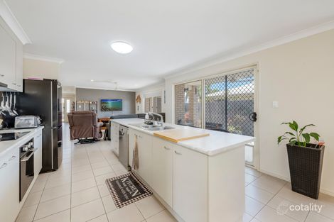 Property photo of 2 Blake Court Thabeban QLD 4670