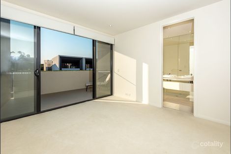 Property photo of 13 Theatre Drive Benowa QLD 4217