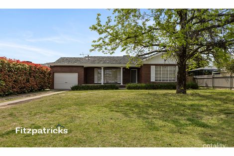 Property photo of 1 Huthwaite Street Mount Austin NSW 2650