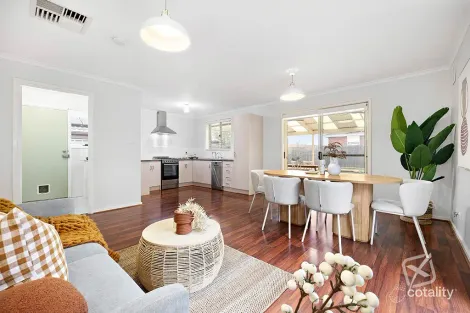 Property photo of 13 St Clair Parade Greenwith SA 5125