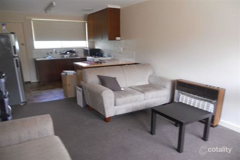 Property photo of 2/613 Ascot Street South Redan VIC 3350