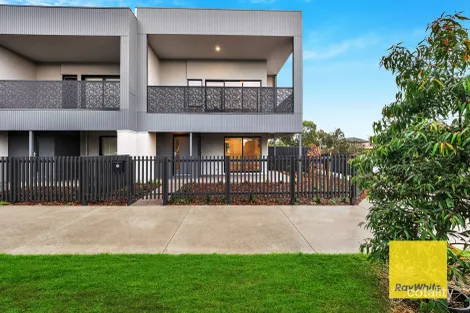 33 Winterberry Rd, Point Cook, VIC 3030