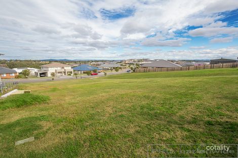 26 Capital Tce, Bolwarra Heights, NSW 2320