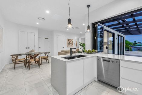 Property photo of 4/24 Pollock Street Balmoral QLD 4171