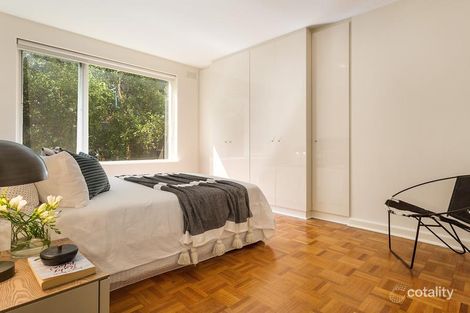 Property photo of 4/492 Dandenong Road Caulfield North VIC 3161