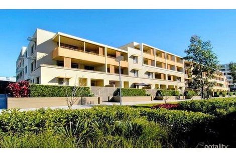 213/4 Stromboli Strait, Wentworth Point, NSW 2127
