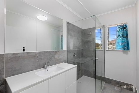 Property photo of 169 Esplanade Point Vernon QLD 4655