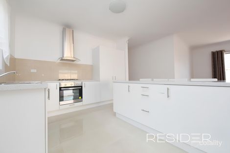 Property photo of 15 Tooradin Crescent Doreen VIC 3754