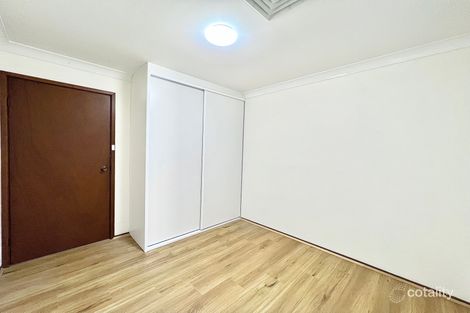 Property photo of 3 Swallow Place Ingleburn NSW 2565