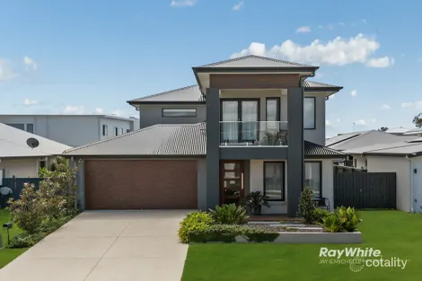 33 Clearwater St, Newport, QLD 4020