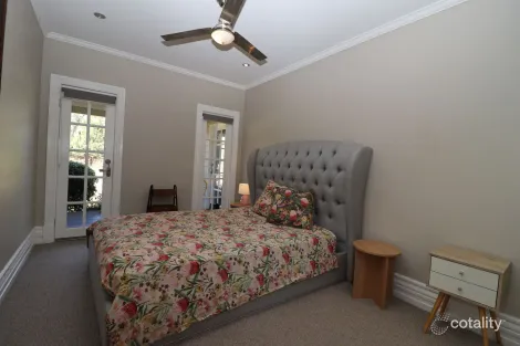 Property photo of 22-24 Boronia Avenue St George QLD 4487