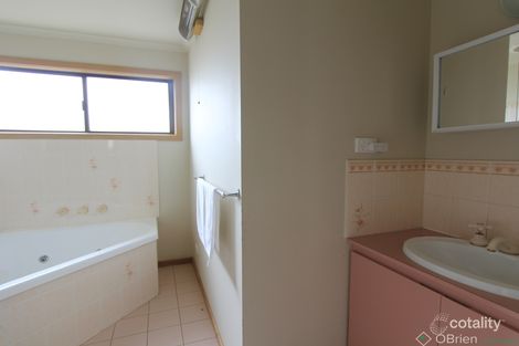 Property photo of 3 Glyndon Avenue Ventnor VIC 3922