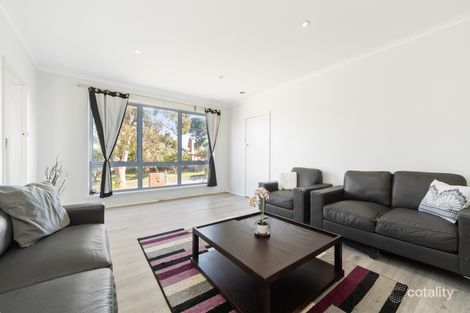 Property photo of 1/35 Longleaf Street Frankston North VIC 3200