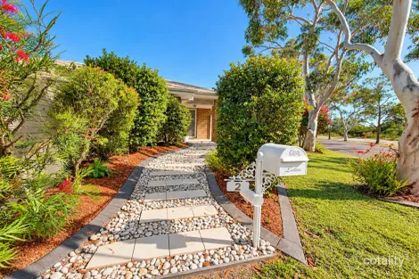 2 MATILDA AVE, TANILBA BAY, NSW 2319
