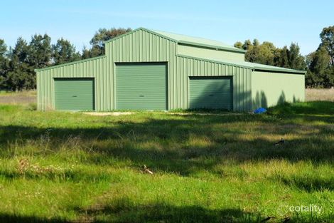 Property photo of 25 Tallagandra Court Serpentine WA 6125