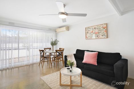 Property photo of 2/17 Truscott Street Whittington VIC 3219
