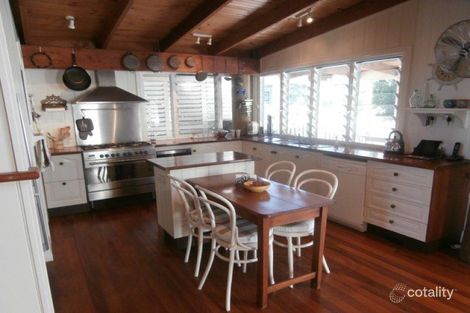 Property photo of 161 Lake Weyba Drive Noosaville QLD 4566