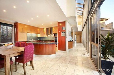 Property photo of 25 Curraweena Road Caulfield South VIC 3162