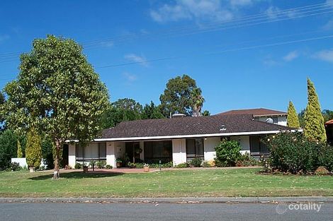 11 Nunweek St, Booragoon, WA 6154