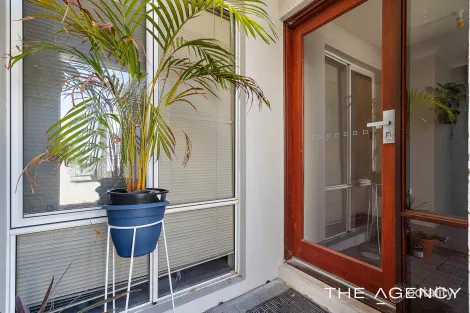 Property photo of 12 Parakeet Bend Baldivis WA 6171