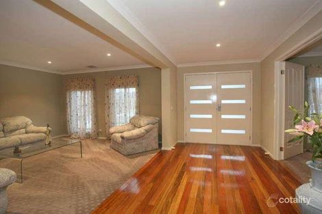 Property photo of 7 Lia Amie Place Berwick VIC 3806