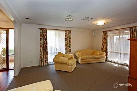 Property photo of 7 Hopwood Court Narre Warren South VIC 3805