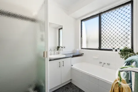 Property photo of 18 Wentworth Place Narangba QLD 4504
