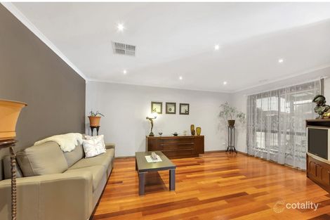 Property photo of 1 Swallow Street Werribee VIC 3030