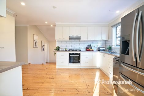 18 Douglas Pde, Yarra Junction, VIC 3797